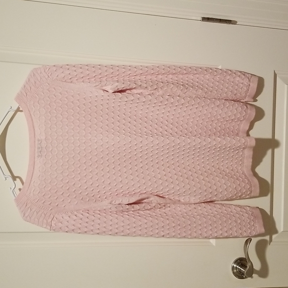 Gently used size M pretty pink cable v neck sweater Tommy Hilfiger brand - Picture 4 of 4